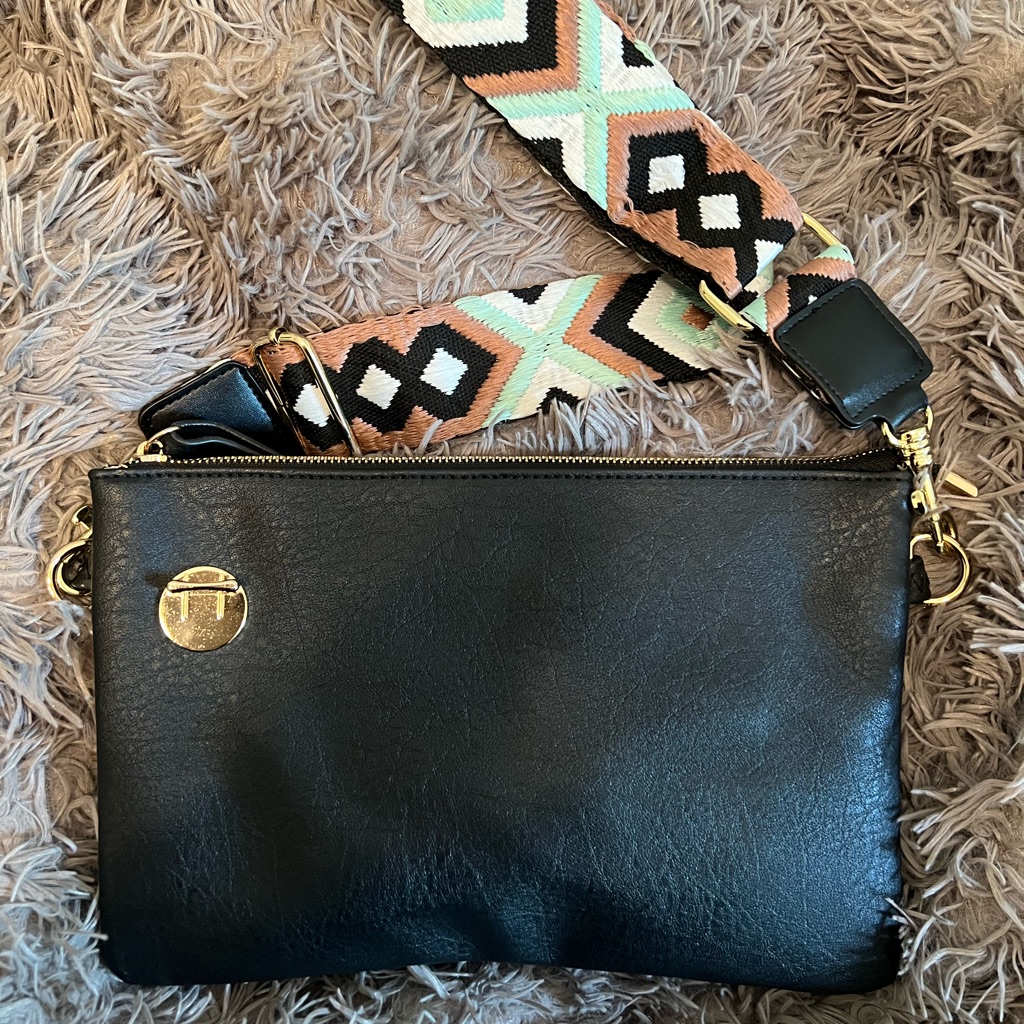 Versatile Purse!